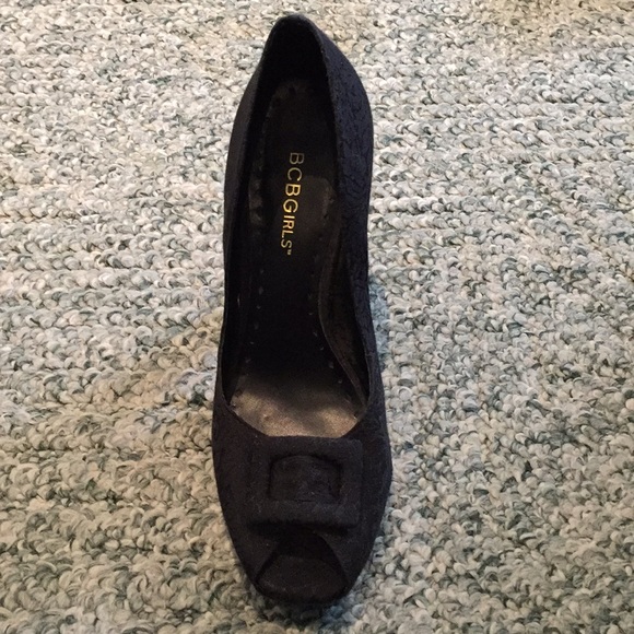 Black peep toe shoes - Picture 2 of 3